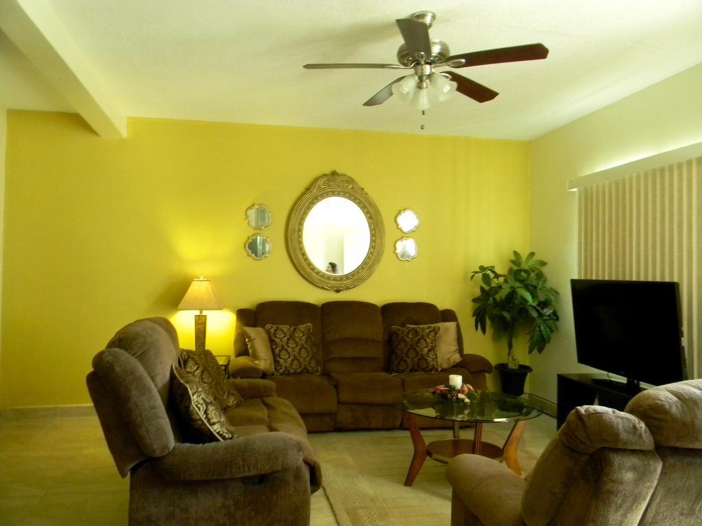 Pedro Villas Tamuning Ngoại thất bức ảnh